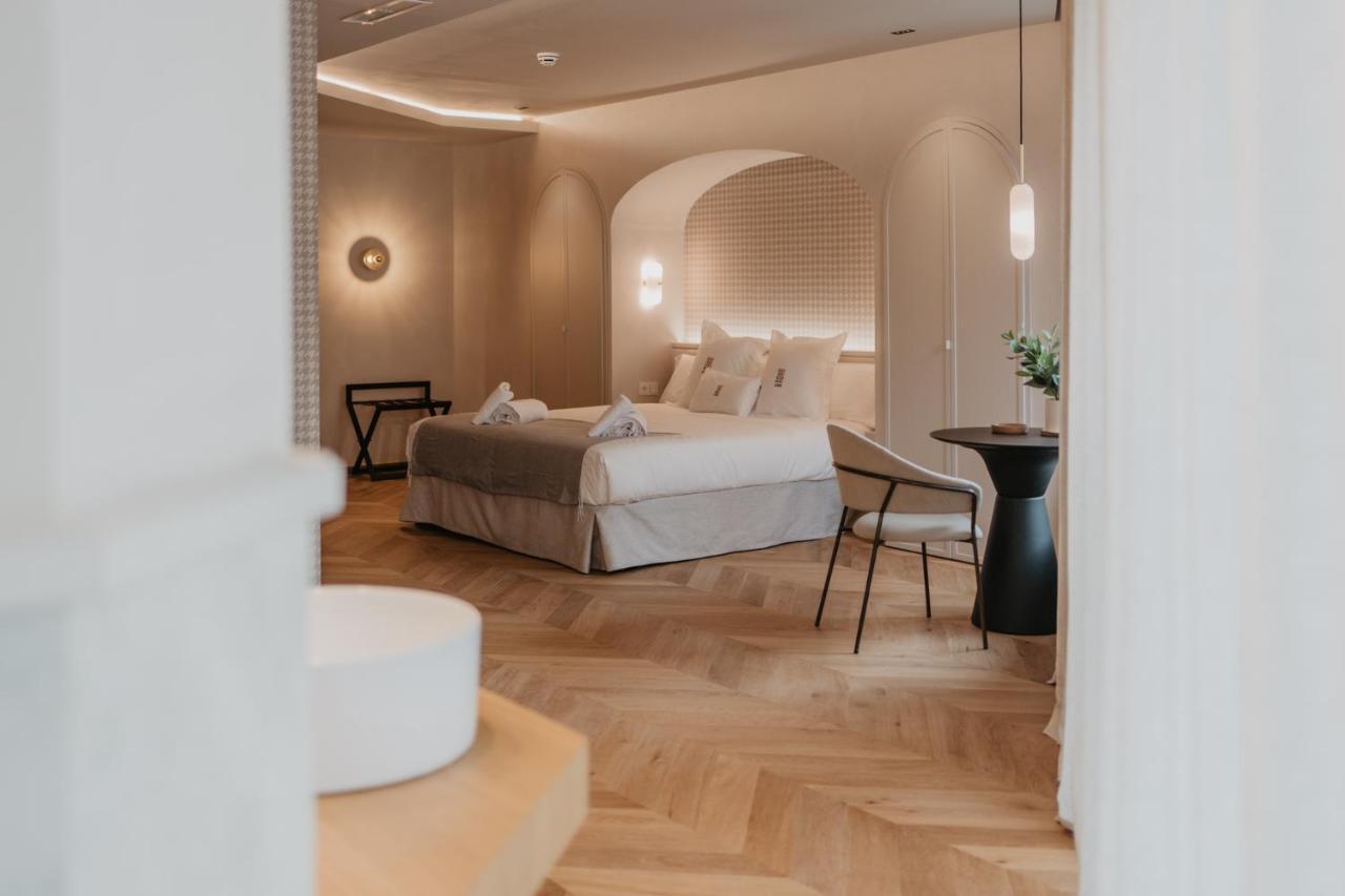 Hotel Petit Luxe Terrassa Esterno foto