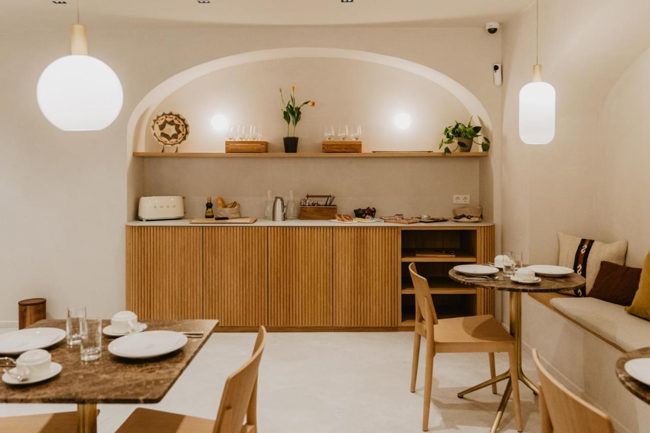 Hotel Petit Luxe Terrassa Esterno foto