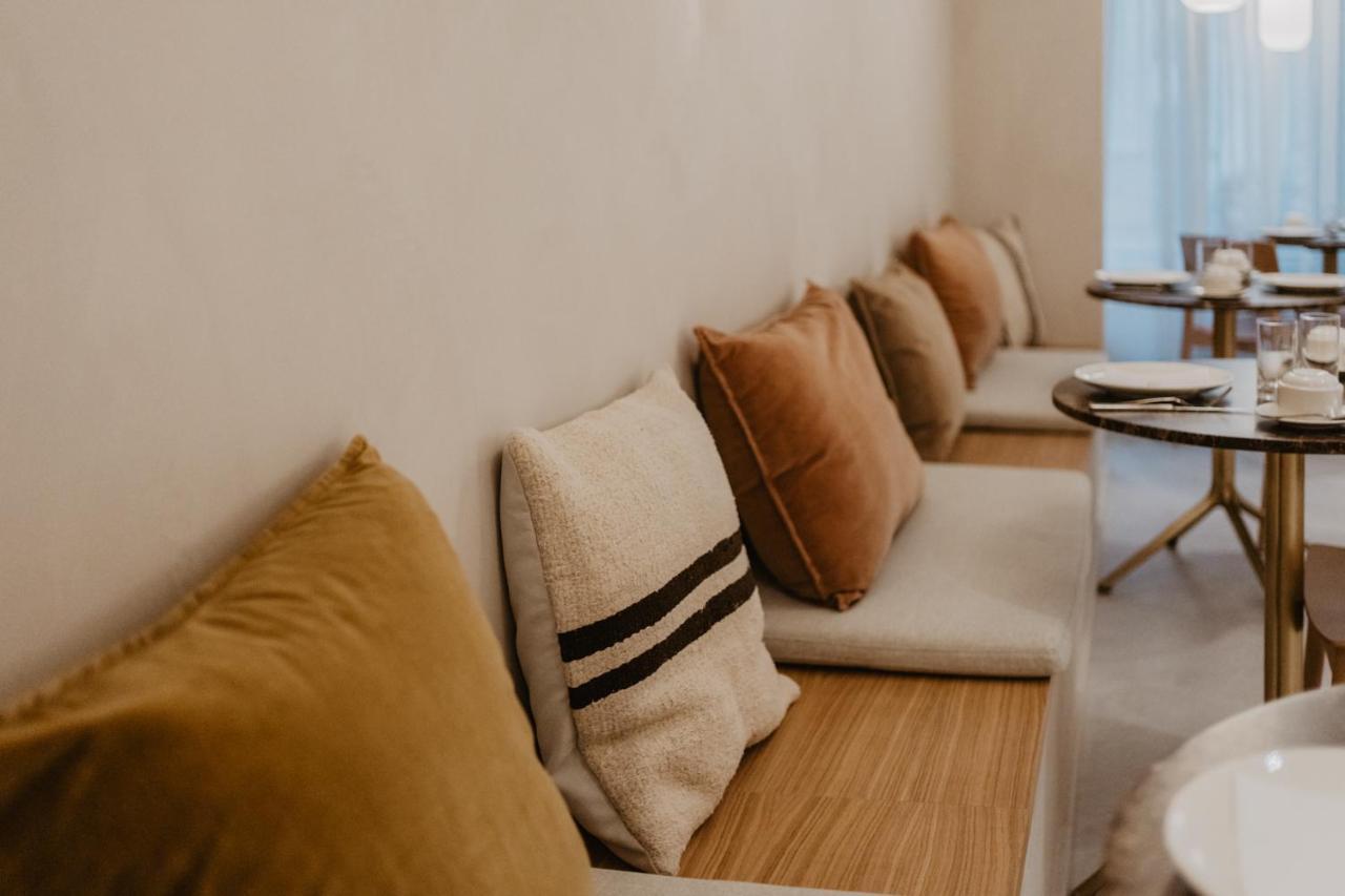 Hotel Petit Luxe Terrassa Esterno foto