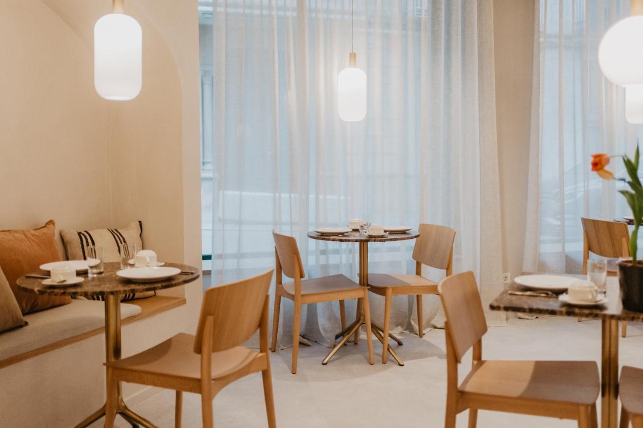 Hotel Petit Luxe Terrassa Esterno foto