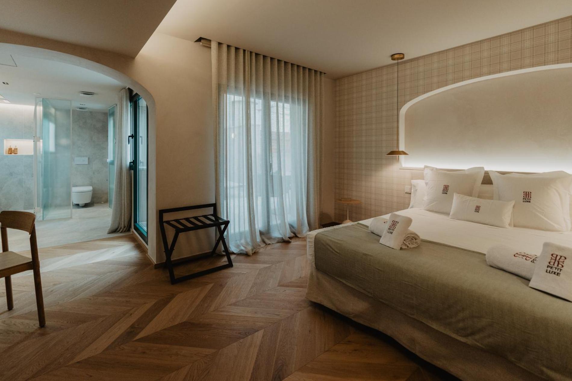 Hotel Petit Luxe Terrassa Esterno foto